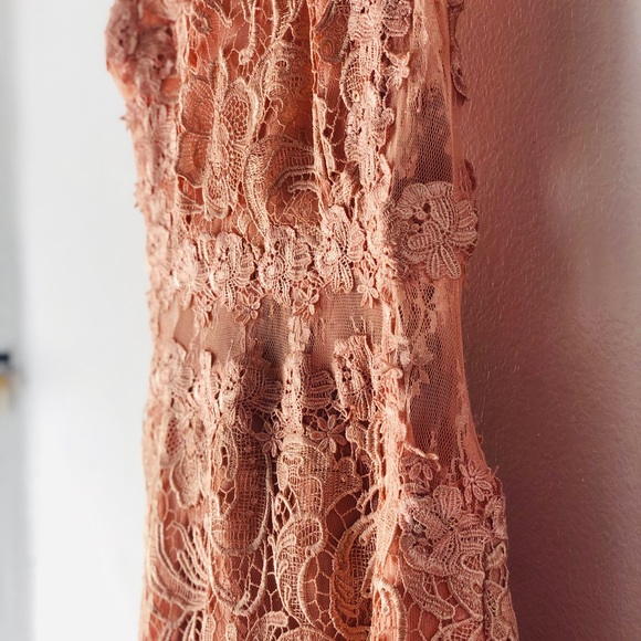 Pink Lace Cocktail dress. - Picture 2 of 5